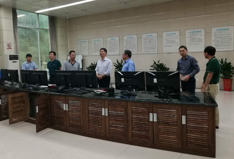 华体会官方版网站登录入口-华体会（中国）集团党委副书记李一辉调研湘雅博爱康复医院和株洲航电分公司