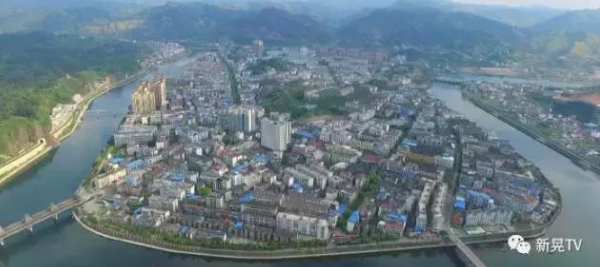 新晃县与华体会官方版网站登录入口-华体会（中国）侨亚养老产业有限公司达成战略合作框架协议