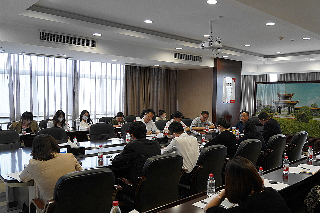 华体会官方版网站登录入口-华体会（中国）召开2022年度宣传工作会议