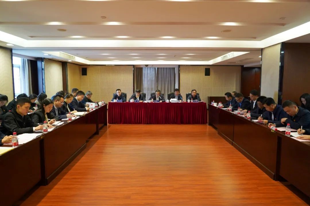 华体会官方版网站登录入口-华体会（中国）召开2022年度中层管理人员述职考核暨党支部书记抓党建工作述职评议会